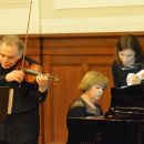 Zakhar Bron (skrzypce), Irina Vinogradova (fortepian) i Celina Kotz / fot. Tadeusz Boniecki